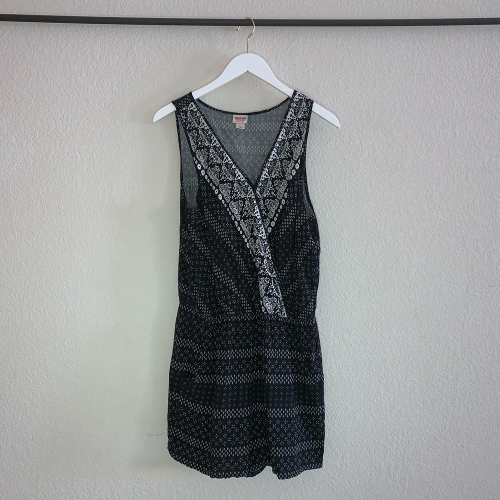 Mossimo Sleeveless Womens Romper
